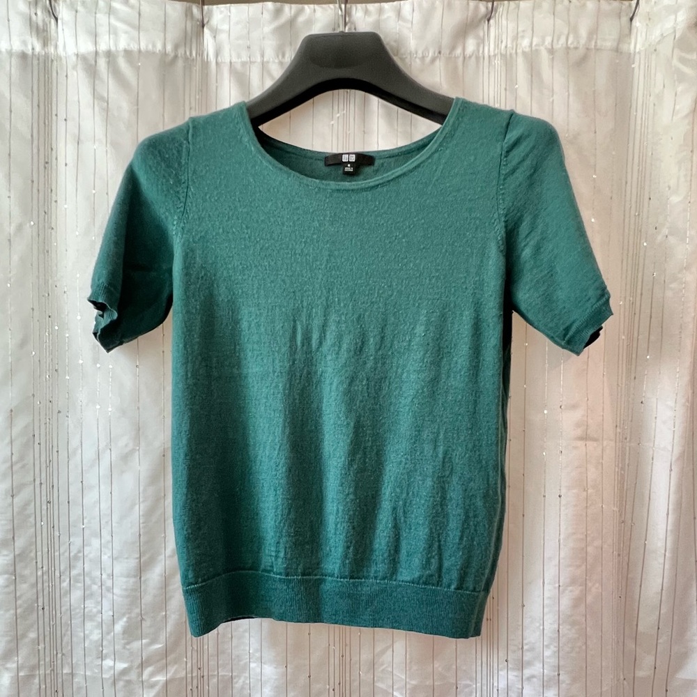 Green blouse